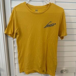 Levi’s Tee